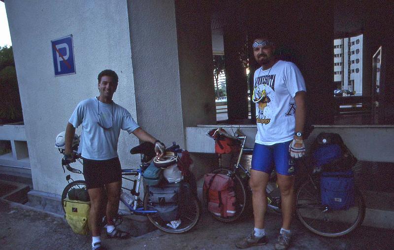 WT 0600 106-28 Singapore Leaving the Wallacks Place.jpg